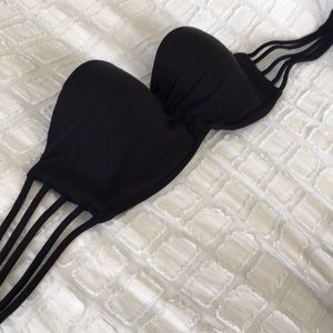 Strapless bikini top